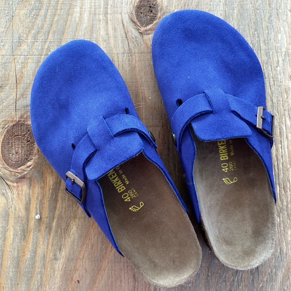 Bright blue birks